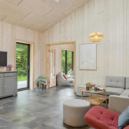 Gorgeous In With Sauna