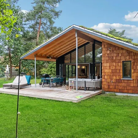 Gorgeous In With Sauna בית נופש